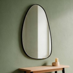 Specchio da parete asimmetrico con cornice nera Specchio4